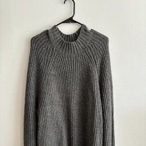 Universal Threads Grey Tunic Sweater